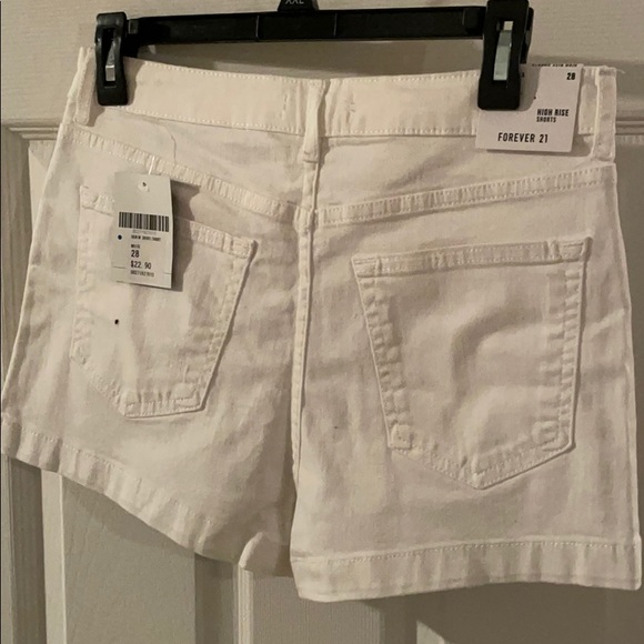White Jean shorts - Picture 4 of 5
